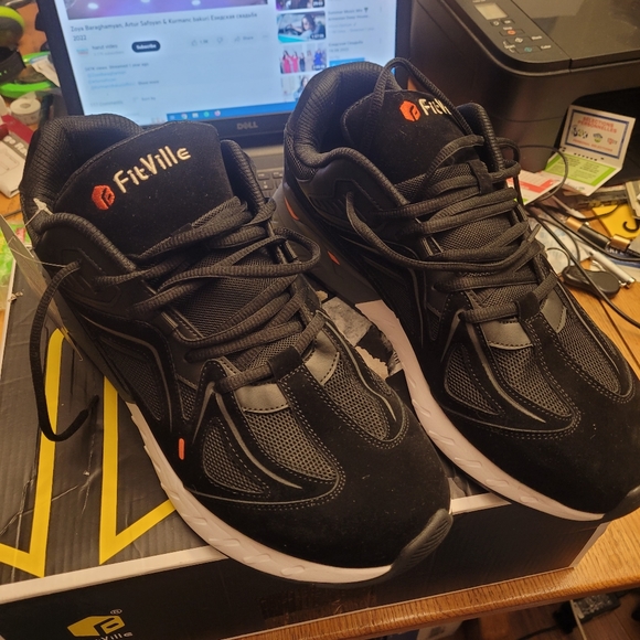 Man's sneaker wide - Picture 7 of 9